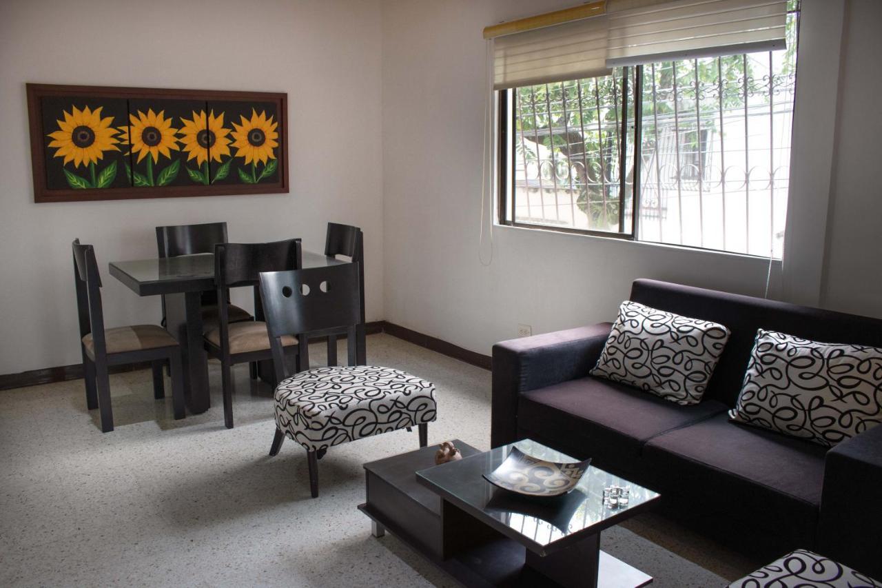 Apartamentos Limonar Cali Exterior foto